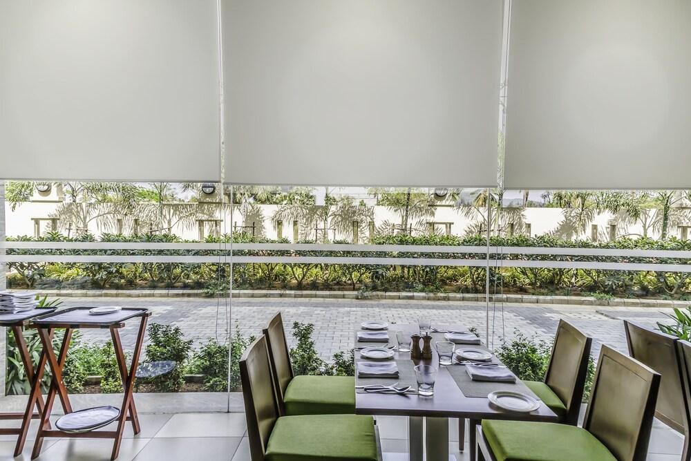 Kalyan Grand - A Business Hotel Vandalur Екстериор снимка