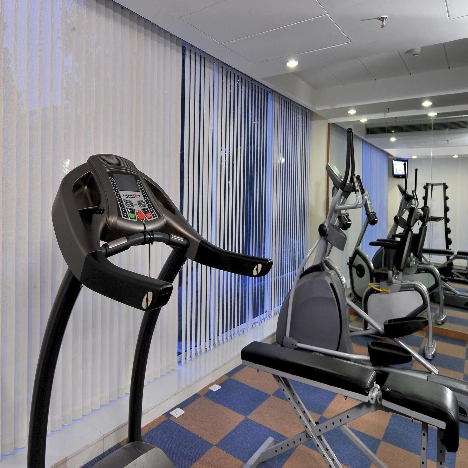 Kalyan Grand - A Business Hotel Vandalur Екстериор снимка