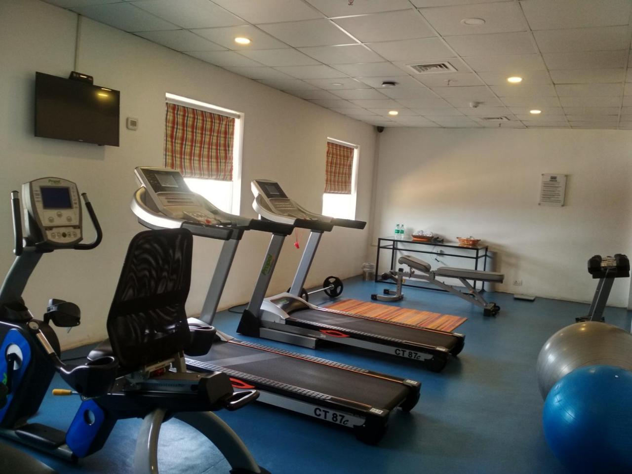 Kalyan Grand - A Business Hotel Vandalur Екстериор снимка